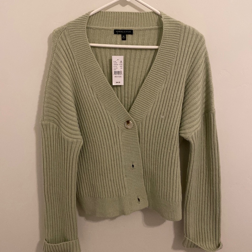 pacsun sweater it's a size medium and the color is mint